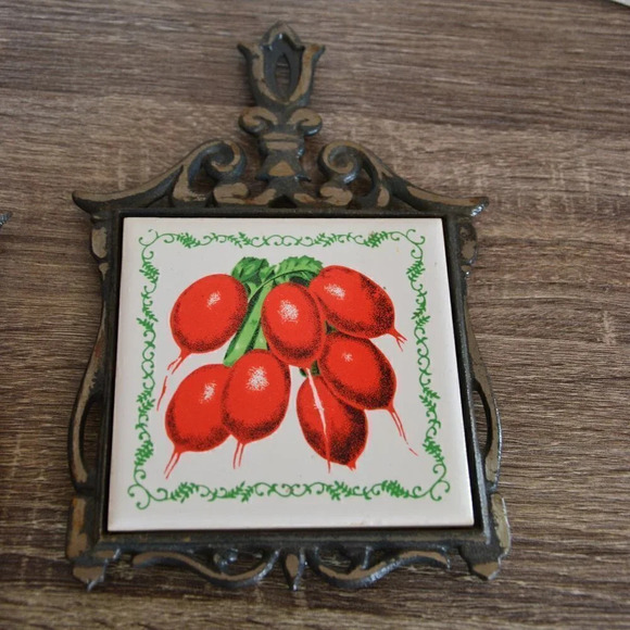 Vtg Veggie  Trivets/ Wall Decor - Picture 4 of 12